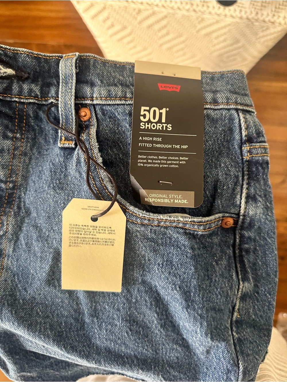 Levi's 501 Denim Cutoff Shorts - Blue size 29 - Picture 2 of 4